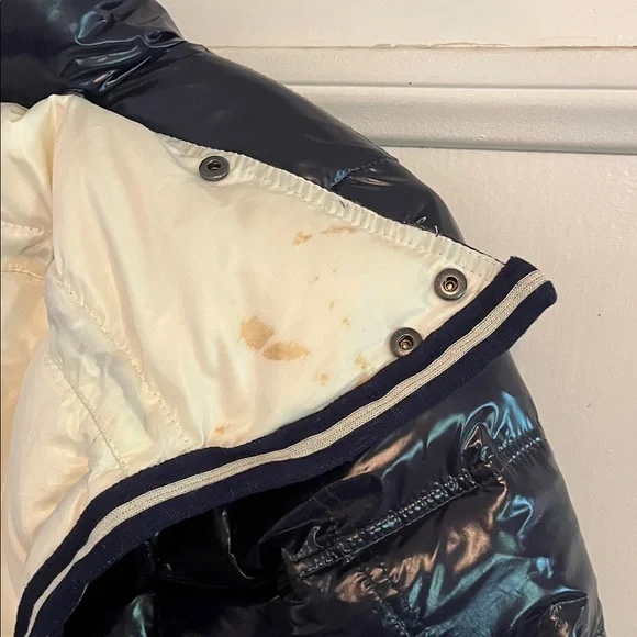 Moncler Navy Pepper Grenoble with detachable hood and original tags - Picture 8 of 9